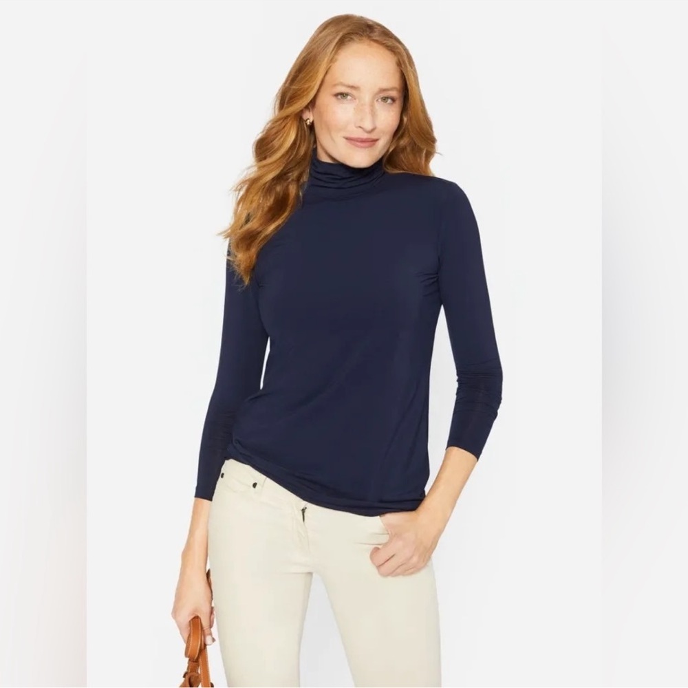 NWT J. Mclaughlin Nota Turtleneck Top Stretch Women’s XS Navy Jersey Knit